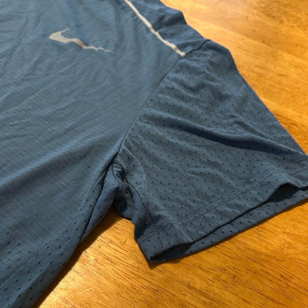Nike Charcoal Performance Tee - image 3